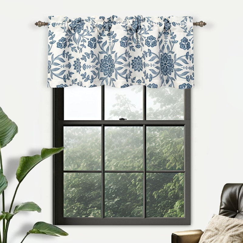 Cantonnière Twyla, Twyla ivoire / bleu marine, H 18 po x l 52 po, Motif floral