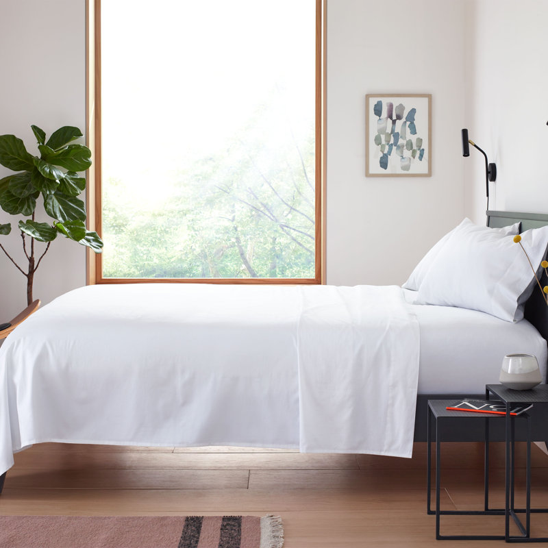 Clean Design Home 400 Thread Count Satin Anti-Allergen Sheet Set, California King Sheet Set with 2 Pillowcases, White