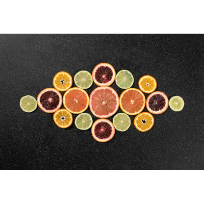 «Citrus Drama III» par Felicity Bradley - peinture sur toile tendue