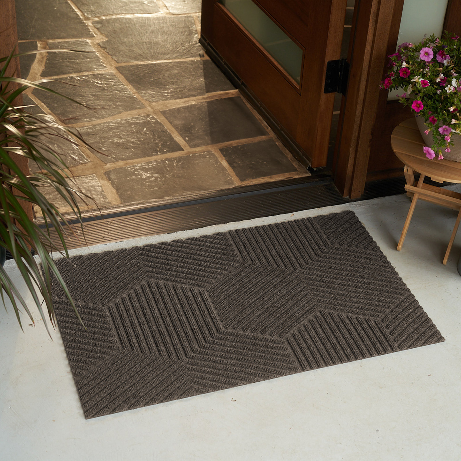 WaterHog Luxe Zephyr Non-Slip Doormat, 21.5" W x 35" L, Greige