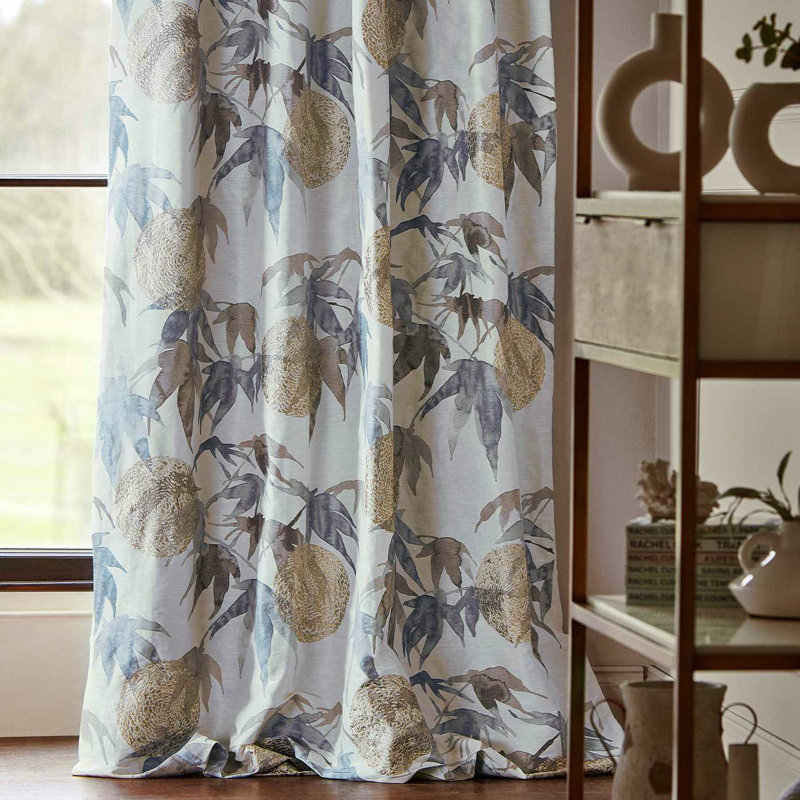 Acer Fabric, Platinum
