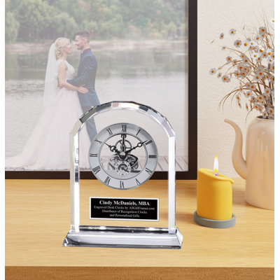 Horloge de bureau en cristal gravée personnalisée