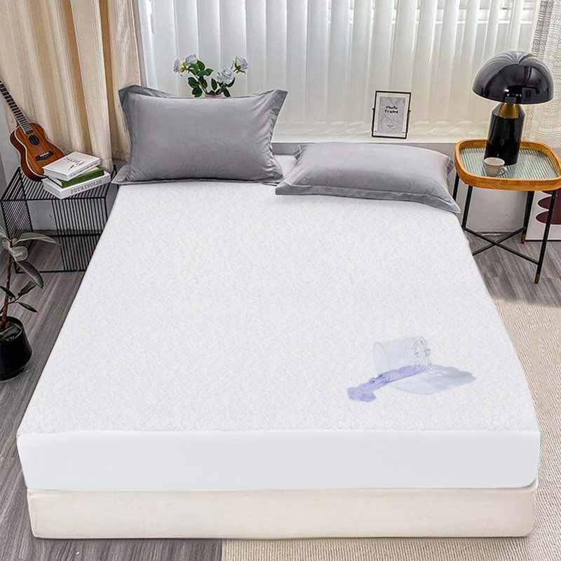 Vespera Hypoallergenic Waterproof Bed Bug Resistant Elastic Mattress Protector Mattress Protector Case Pack, Super King