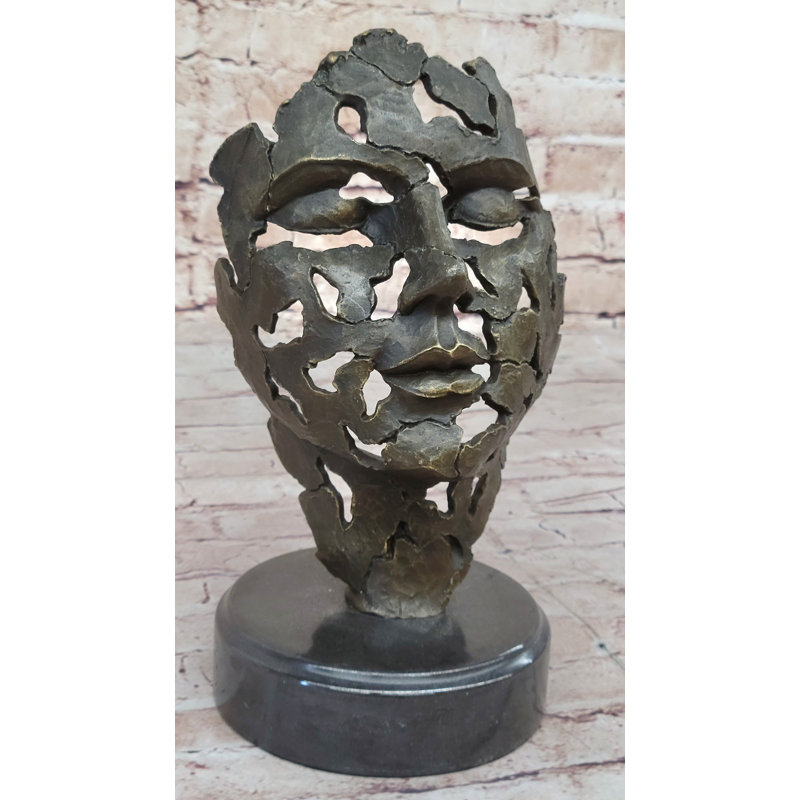 Figurines et sculptures