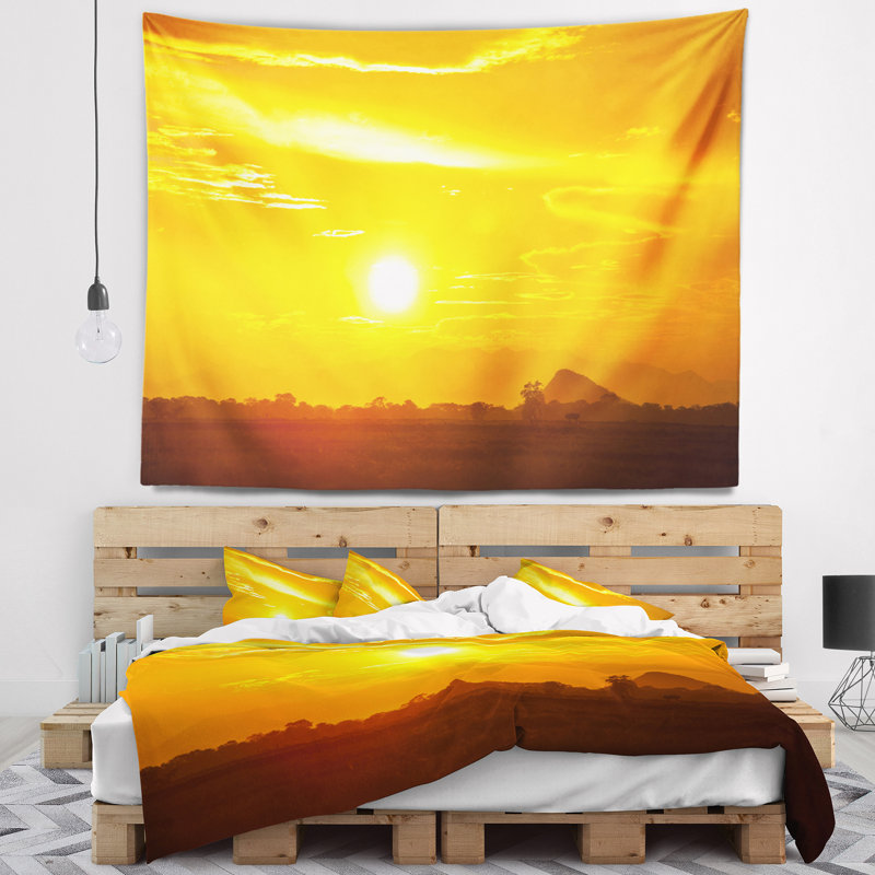 Tapisserie coucher de soleil africain, H 68 po x l 80 po