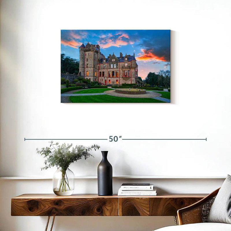 Château de Belfast en Irlande, H 20 po x l 30 po