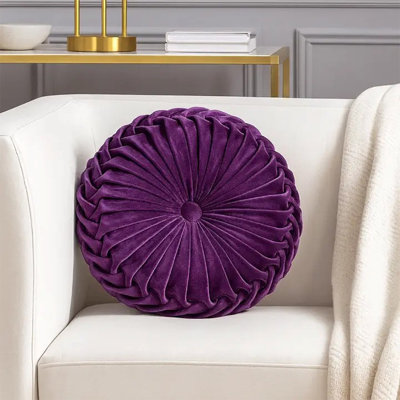Coussin décoratif plissé en velours prune 15 po