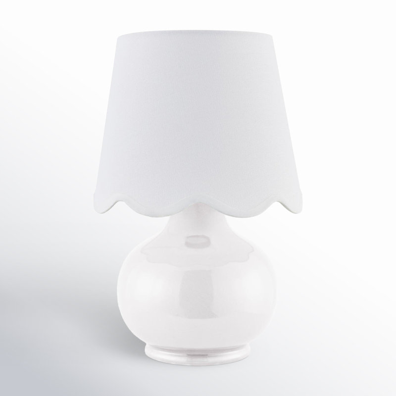 Lampe Momsen, Blanc, H 13 po x l 8 po x P 8 po, Sergé blanc