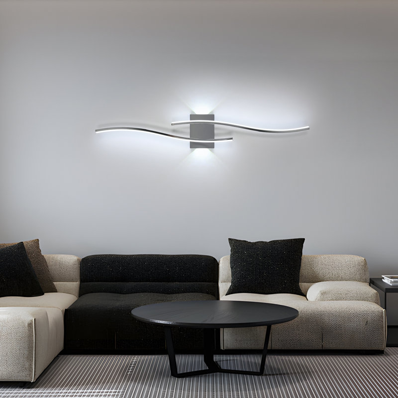Shaped 90cm Aluminium Wall Lamp, Chrome