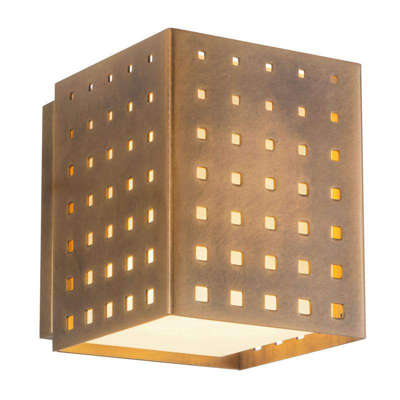 Astoria 5-in Vintage Brass dimmable LED Wall Sconce, Antique Brass