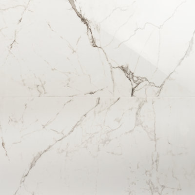 Carrelage de sol et de mur en porcelaine polie aspect marbre 24 po x 48 po Gaverno (15,49 pieds carrés / caisse)