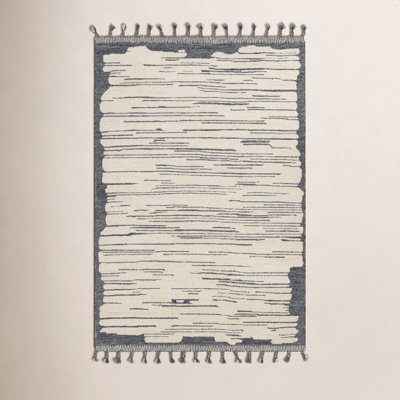 Lumia Hand-Tufted Charcoal Rug