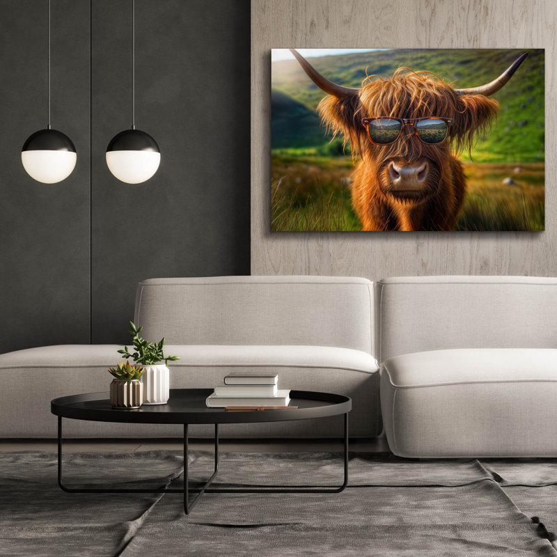 Art mural sur toile Epic Graffiti «Highland Cow Sun lunettes 2» par Rey Klimt, H 40 po x l 60 po x P 1,5 po