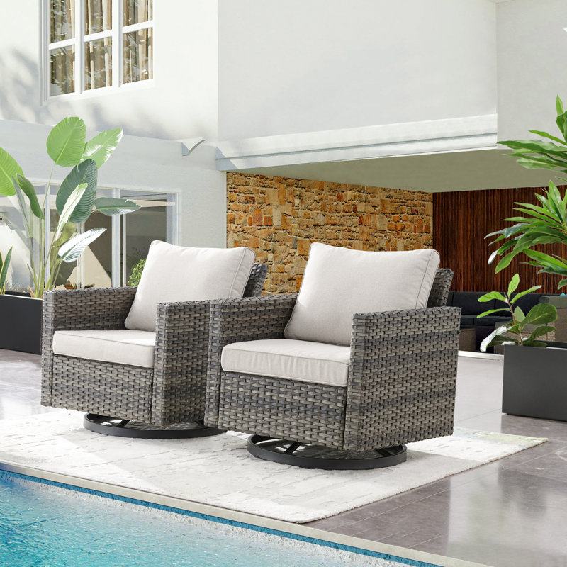 Chaise de patio pivotante et coussinée avec coussins Nazime, Gris, Beige
