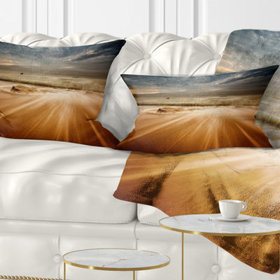 Coussin de mer de pluie avec vagues