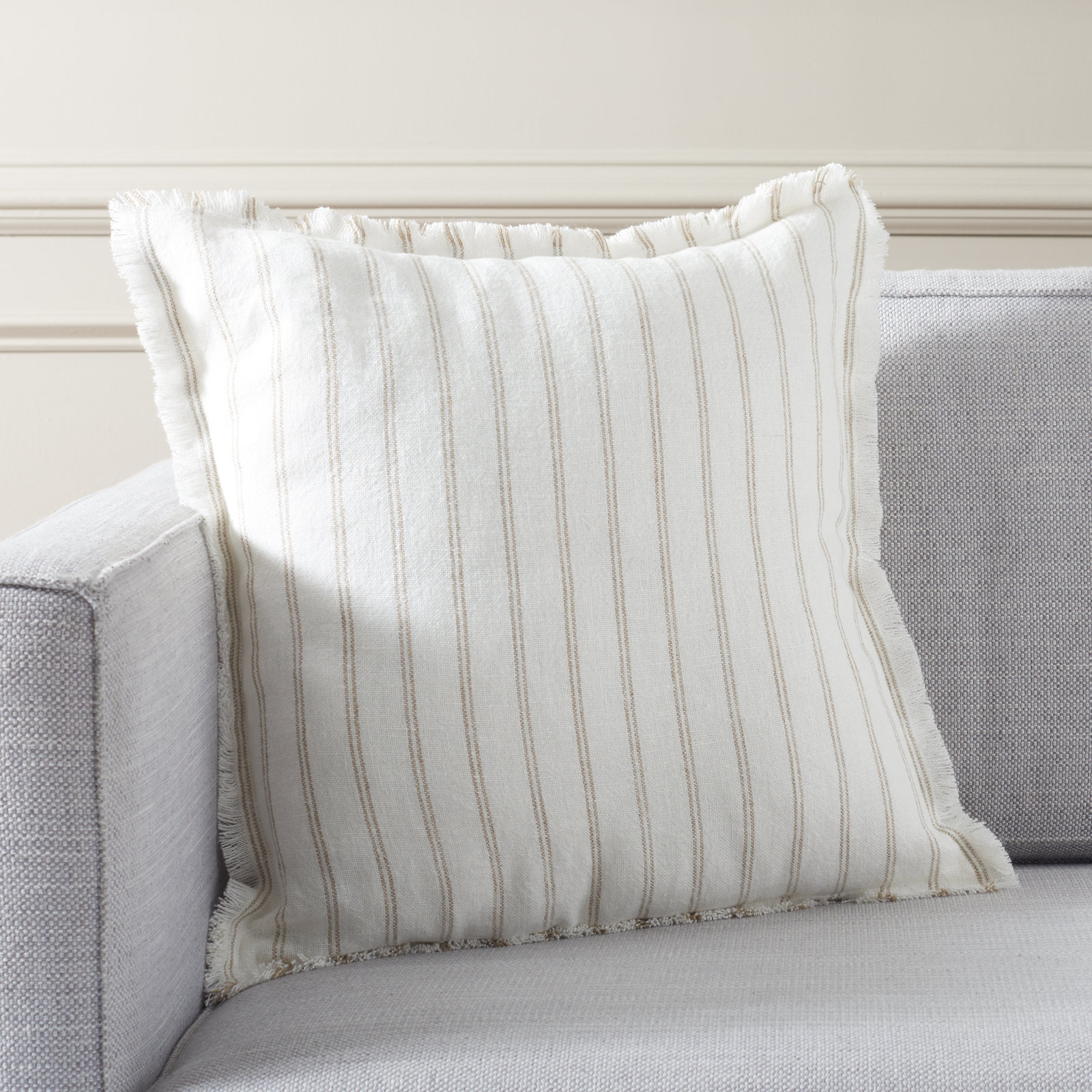 Bertie/Bert Fringed Linen Throw Pillow in Ivory/Natural
