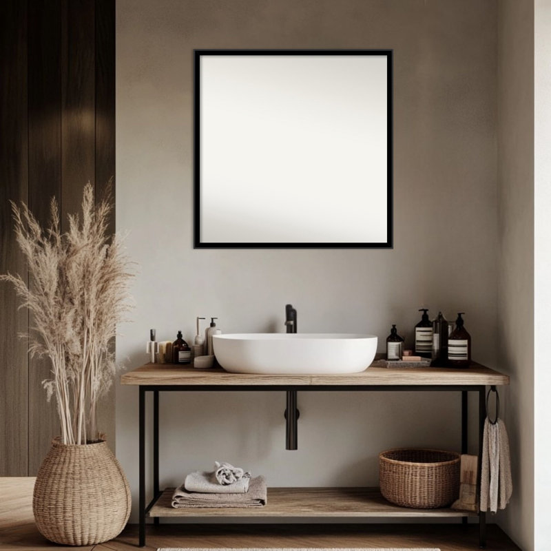 Miroir de salle de bain mural Incline, 27,5 po x 27,5 po, Noir