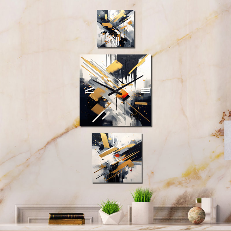 Dellanira Metal Wall Clock