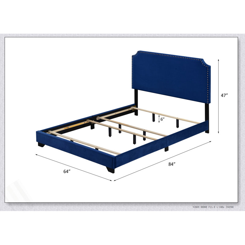 Grand lit en velours bleu Haemon