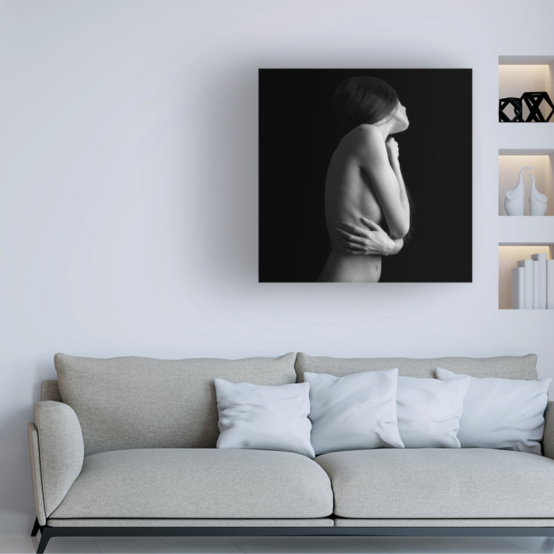 «Feathers II» par Bobby Kostadinov, impression sur toile non encadrée, L 14 po x H 14 po