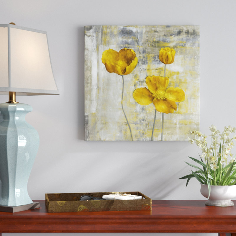 «Yellow Flowers II», reproduction sur toile tendue, H 16 po x l 16 po x P 1,25 po