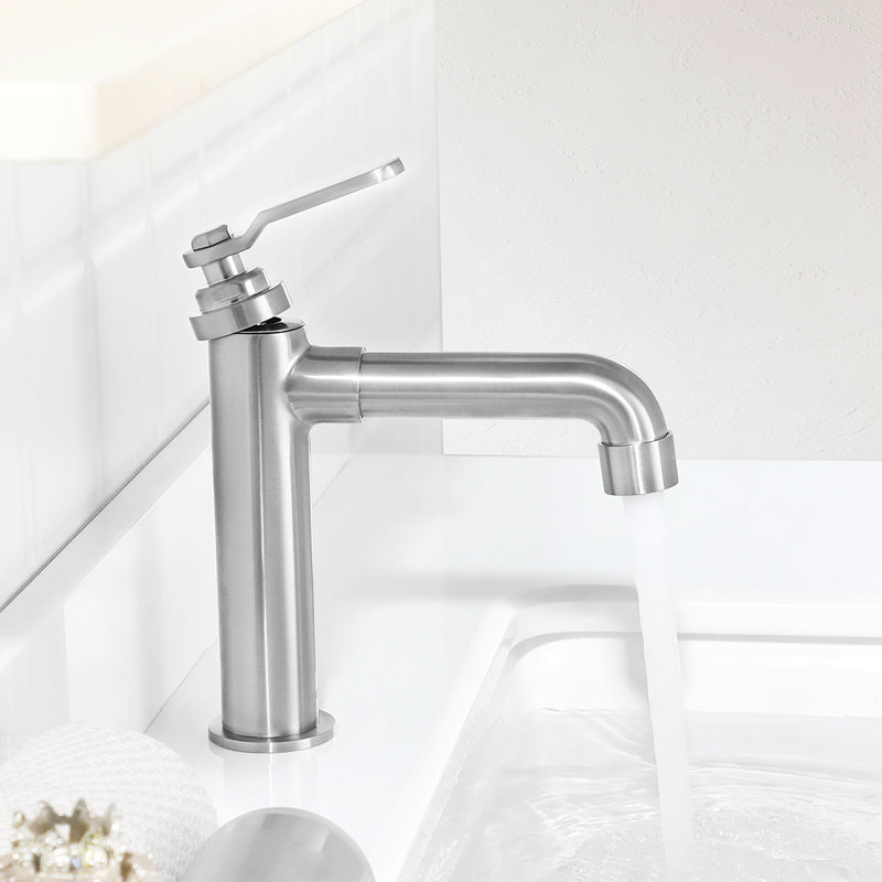 Single-Hole Single-handle Bathroom Faucet with Drain Assembly, Brushed Nickel