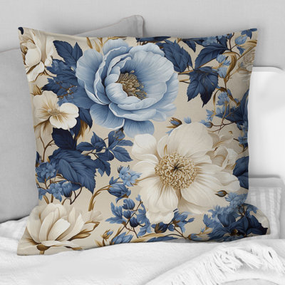 Coussin décoratif imprimé floral bleu et blanc II