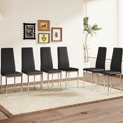 De 6 chaises noires. Conception minimaliste avec matériau en polyuréthane. Pieds en métal robustes. 20,4 pouces. Coussin doux. Chaise antidérapante de 6 pieds. Siège d'apparence moderne. Base coulissante stable et respirante