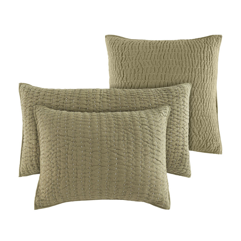 Taie décorative matelassée Deepali Kantha Olive