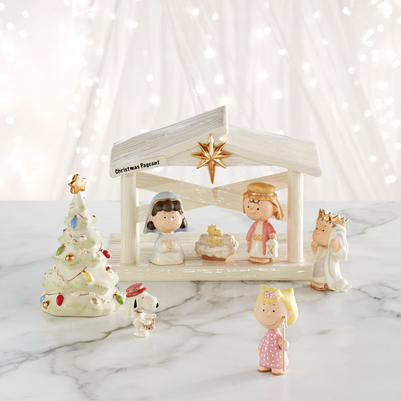 NATIVITY Peanuts The Christmas Pageant & Creche 8-Piece Set