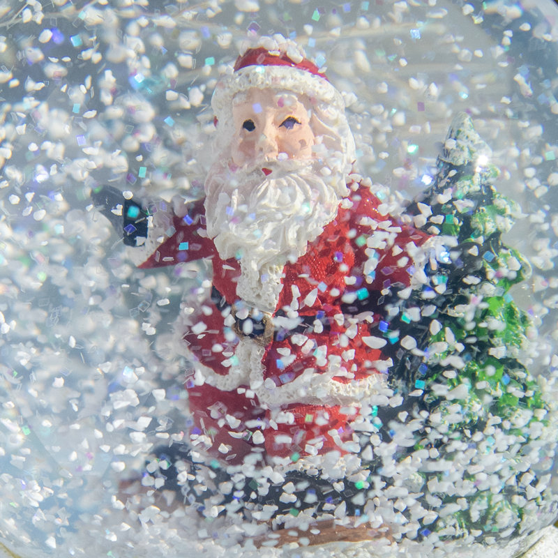 Christmas Snow Globe