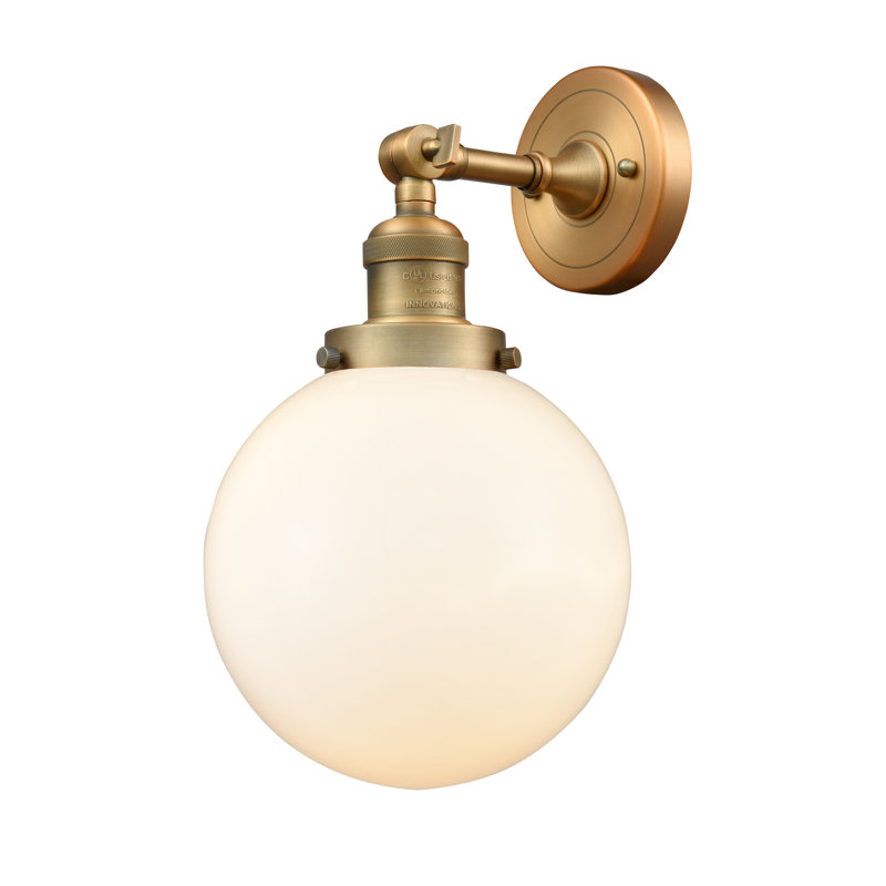 Applique murale pour salle de bain 1 lumière Clementina, Ampoule DEL 6 watts Vinage, Boîtier blanc mat, Laiton brossé