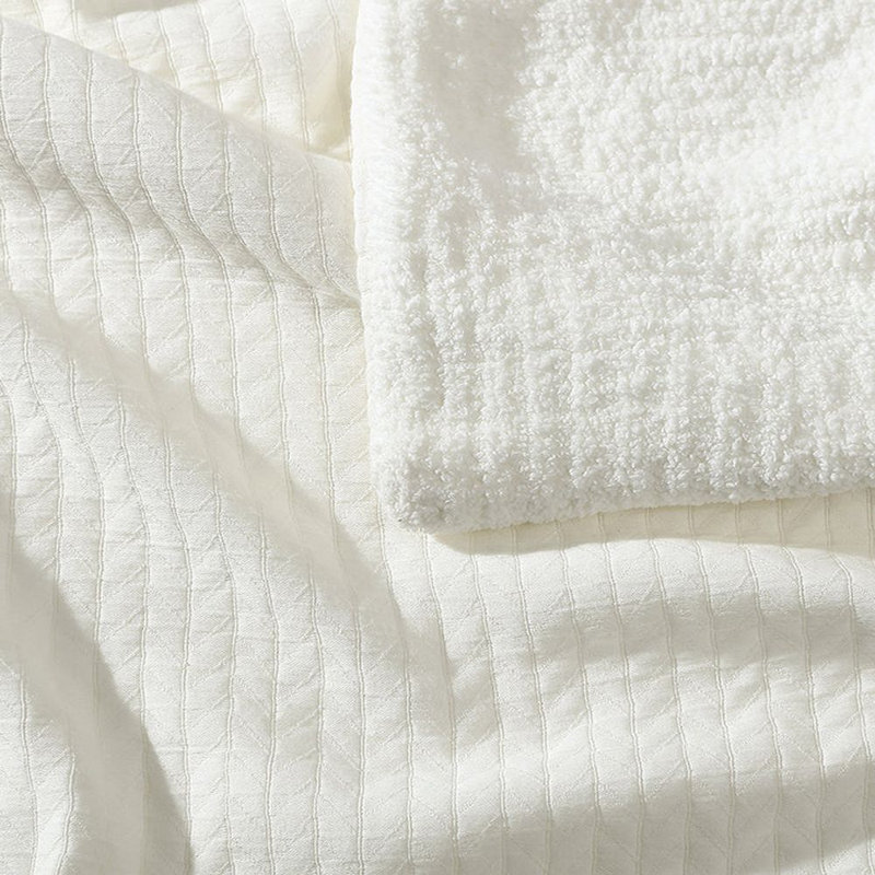 Snug Coverlet, Queen Coverlet, Off White