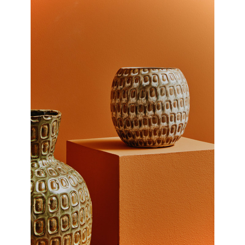 Dequavious Ceramic Pot Planter