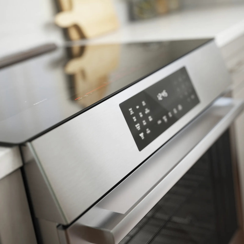 Benchmark® Series 31.5" Slide-In Electric Range