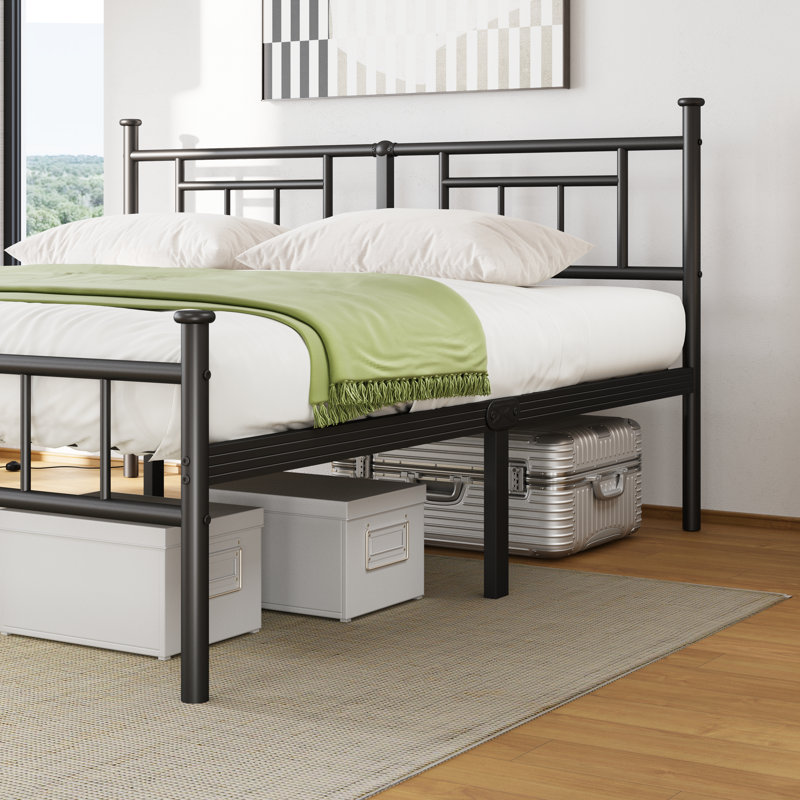 Lit plateforme haut Carrold de 46 po de style industriel moderne, structure en métal robuste pouvant supporter jusqu'à 1000 lb, sans sommier tapissier, pas de grincement