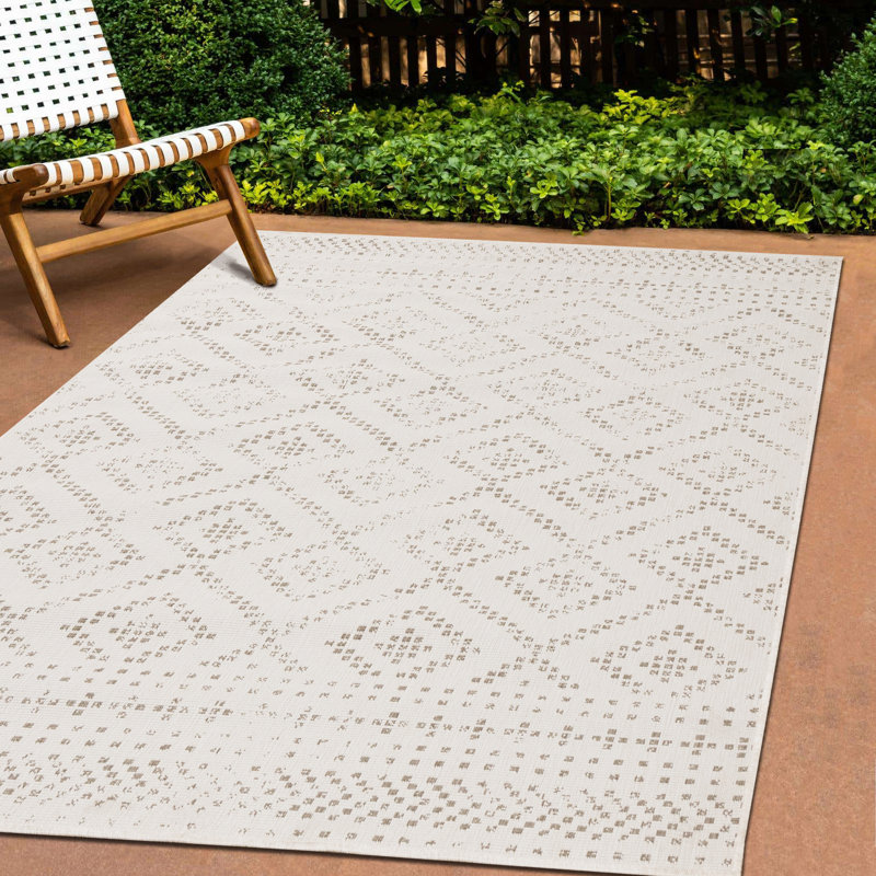 Tapis géométrique taupe résistant aux taches, Rectangle 5 pi 3 po x 7 pi 7 po