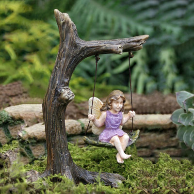 Christi Plastic Fantasy & Sci-Fi Fairy Garden