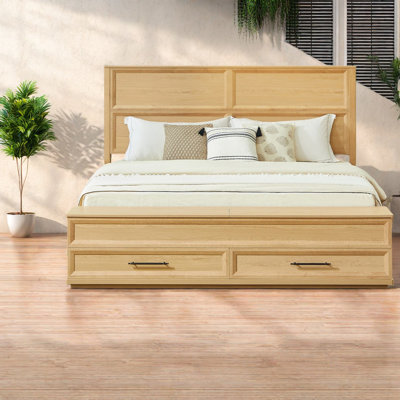 Space-saving Oak King Bed With Multifunctional Storage Bench And Modern Style