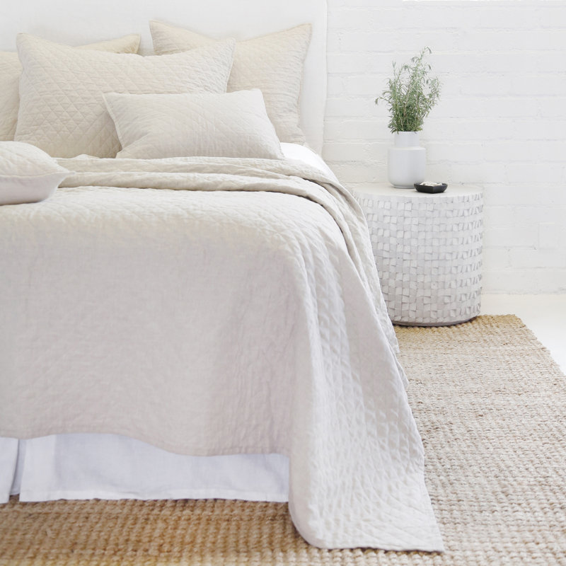 Hampton Buttons Sham, Flax, Standard