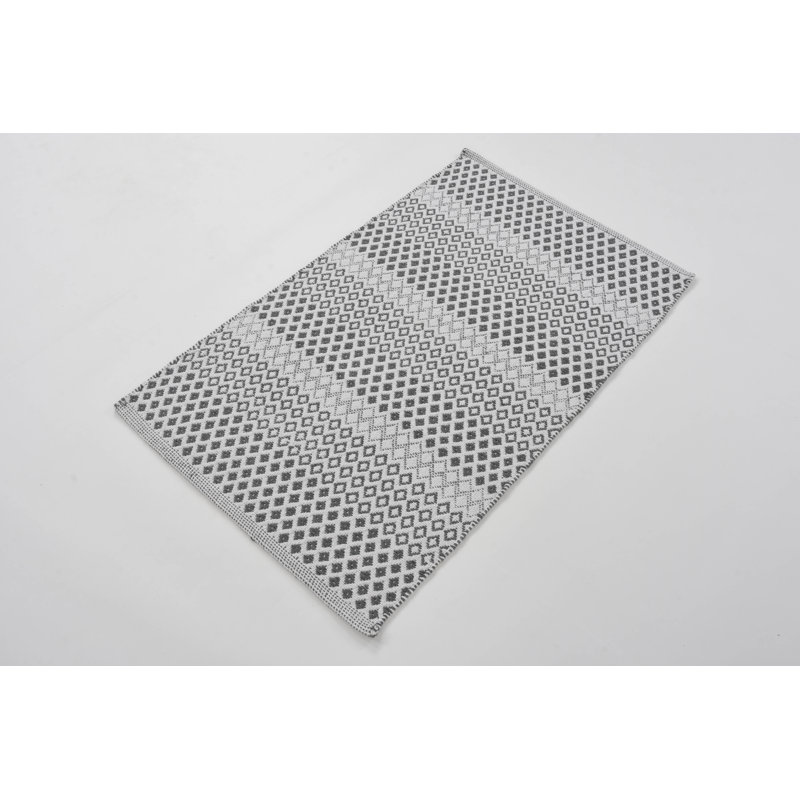 Cotton Geometric Indoor Rug, Rectangle 2'3" x 3'9"