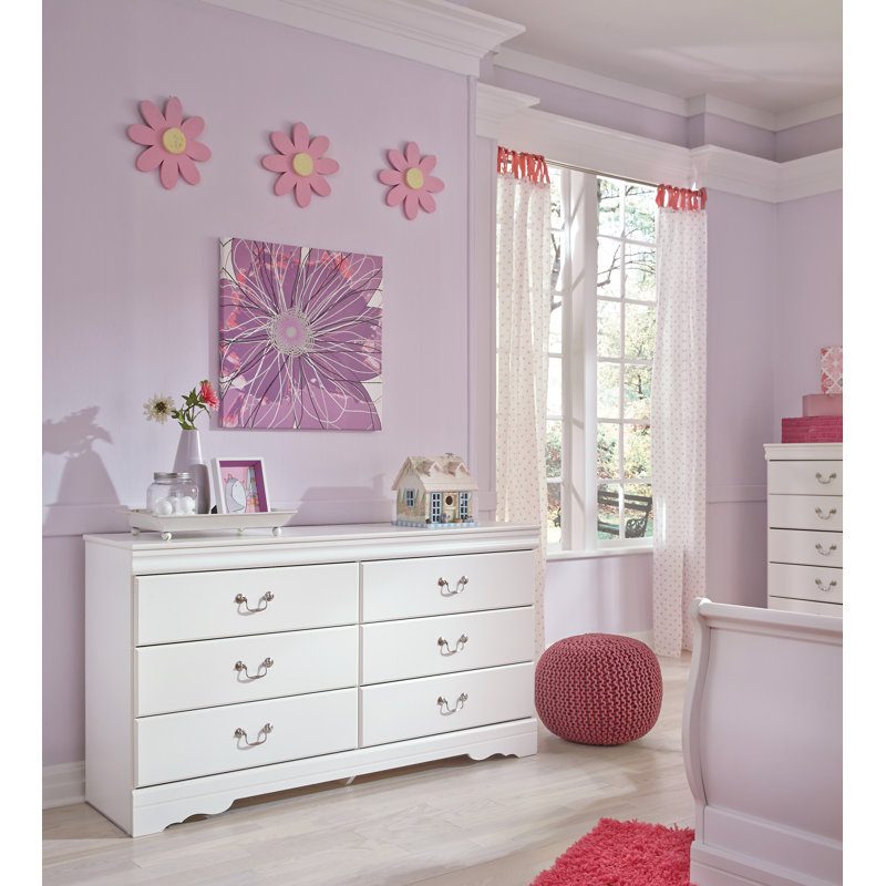 Huey Vineyard Dresser, White