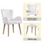 Ensemble de 2 chaises d'appoint beiges bouclés et finition chêne