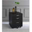 Armoire au fini noir et chrome