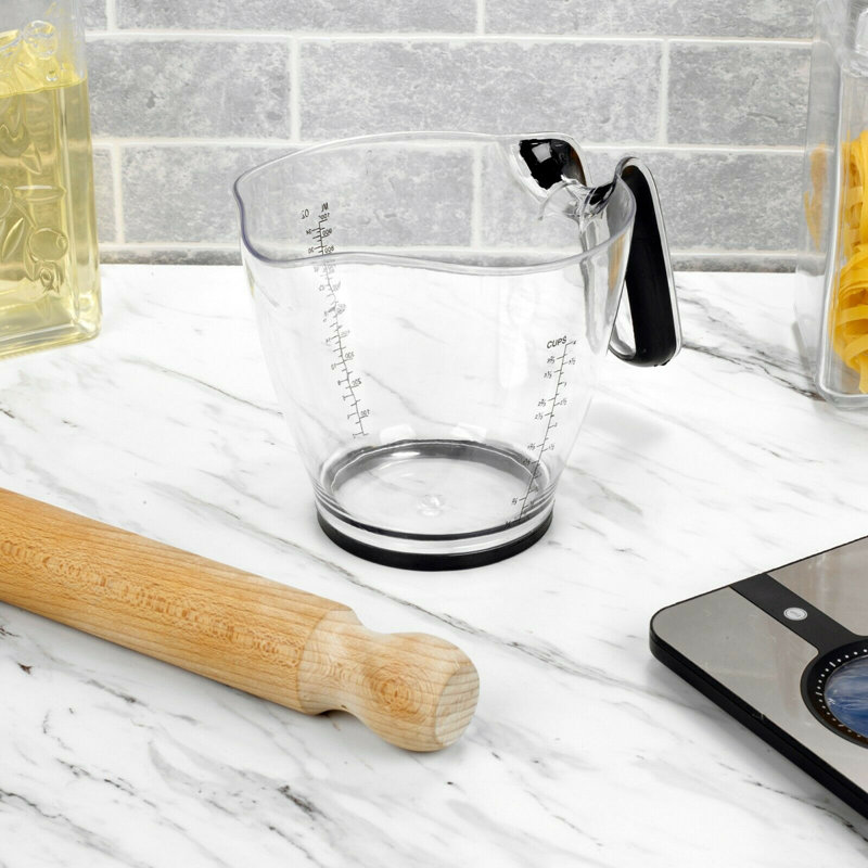 Mariano Plastic Measuring Cup