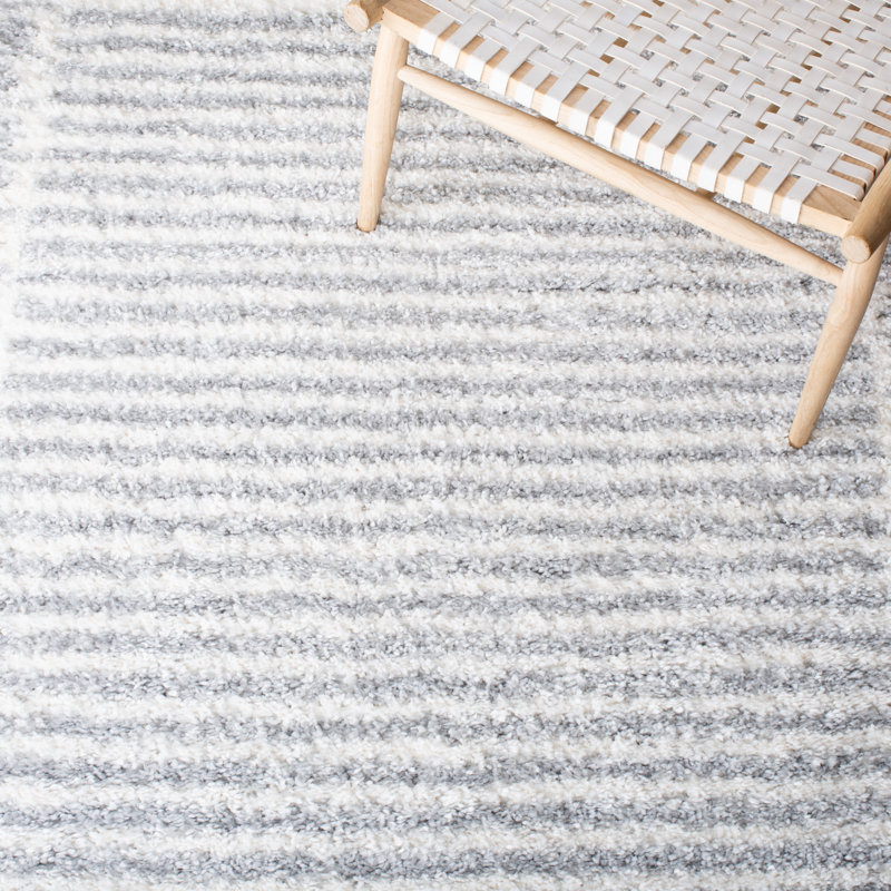 Madrina Southwestern Gray Area Rug, Rectangle 9' x 12'