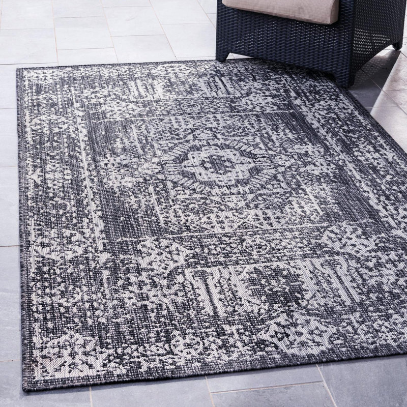 Cowart Oriental Charcoal Gray Area Rug, Square 7'10"