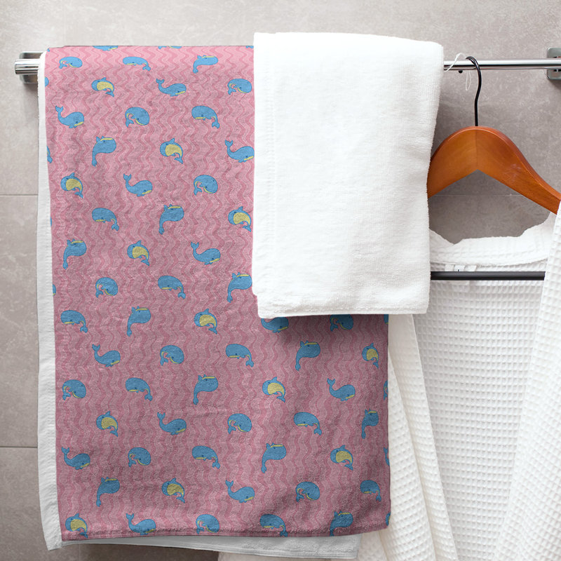 Serviette de bain katelyn elizabeth baleines, Rose / jaune / bleu