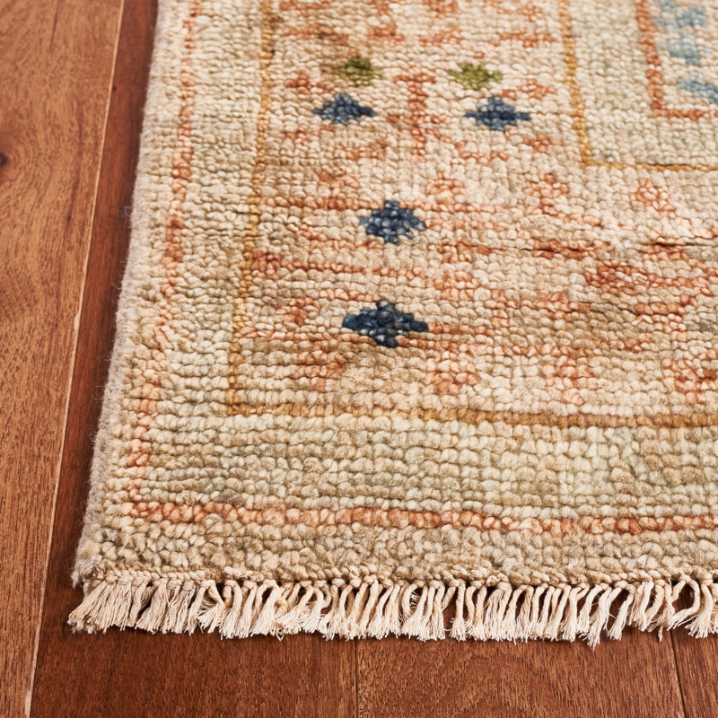 Oriental Hand-Knotted Wool Ivory / Rust Area Rug, Rectangle 6' x 9'