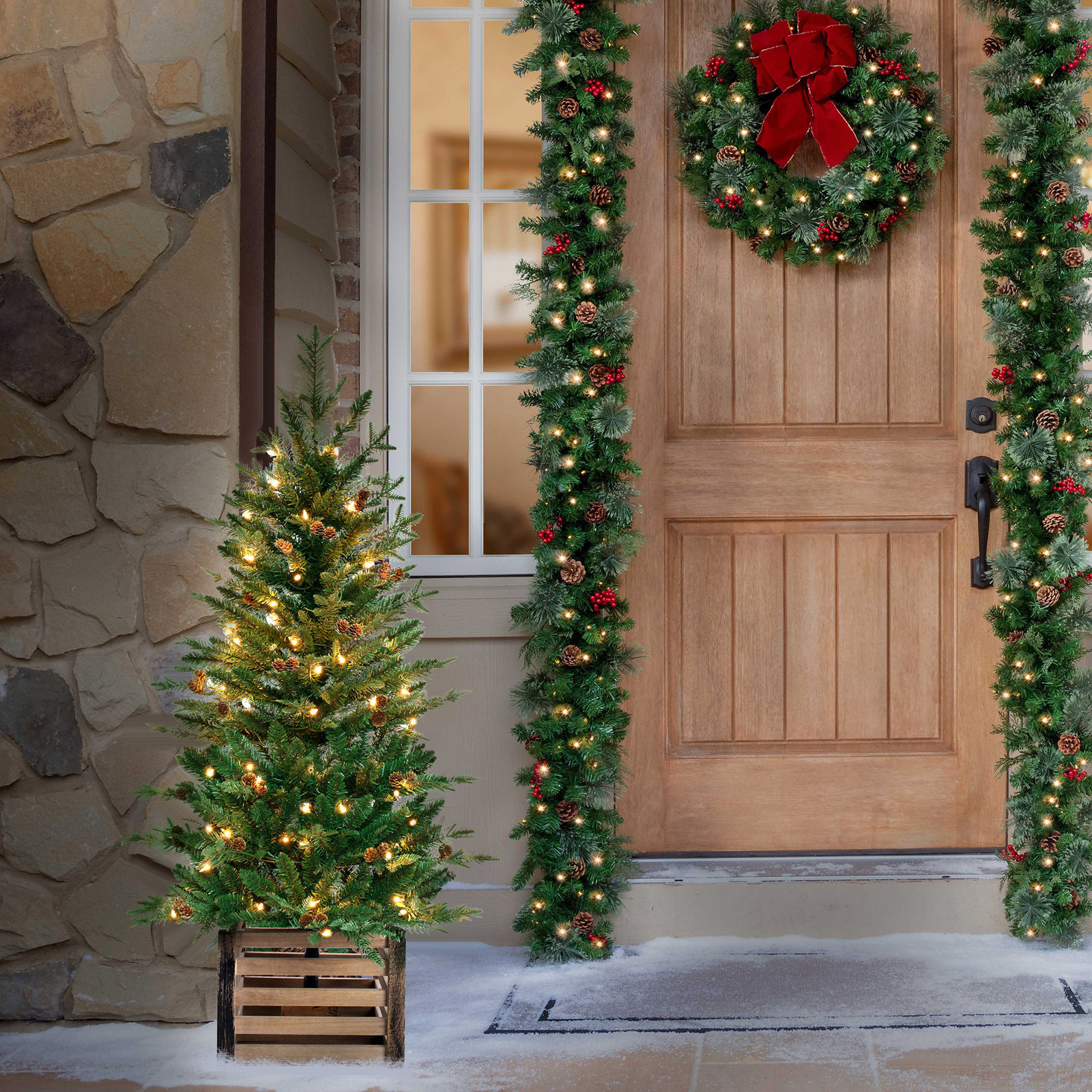 Hardesty Potted 4' Pre-Lit Fir Christmas Tree